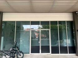 Whitehaven (D5), Retail #506201921